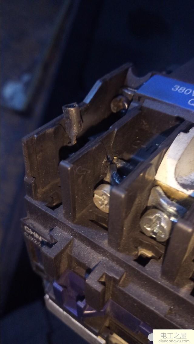 三相異步電動機頻繁正反轉交流接觸器經常燒壞怎么辦