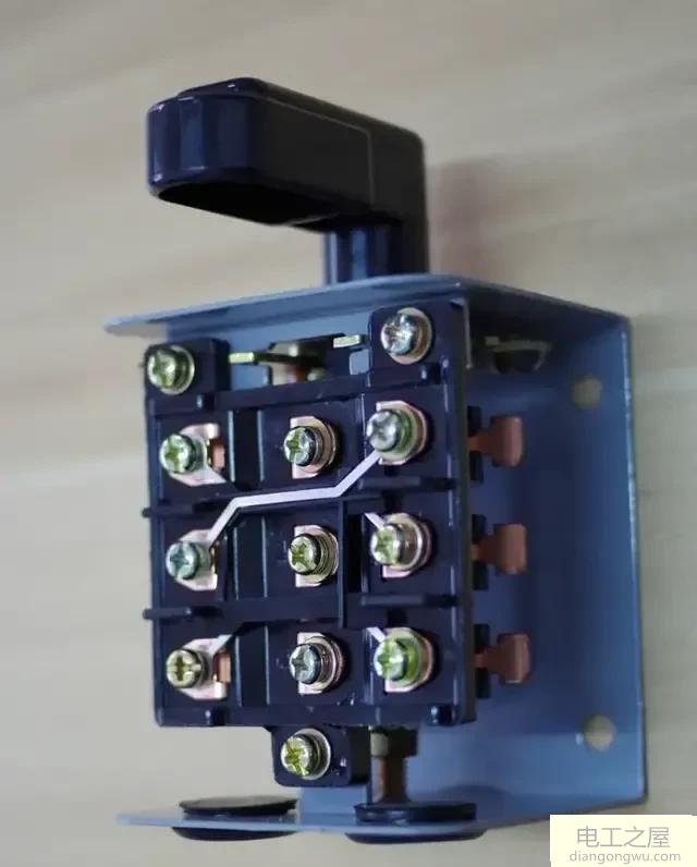 220v電動機正反轉和倒順開關接線原理圖